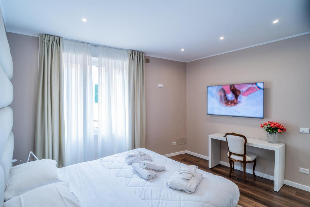 Hotel Globo Suite-Correnti Hotels San Remo Buitenkant foto