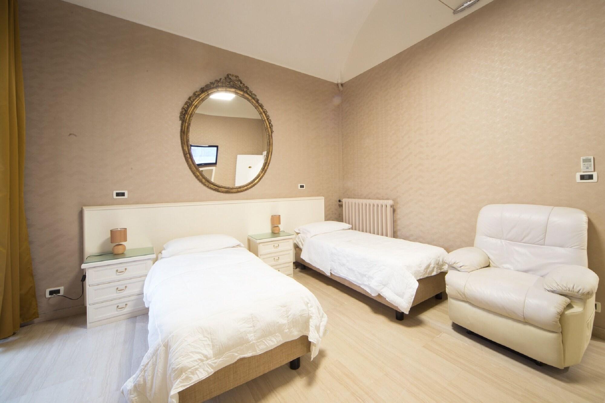 Hotel Globo Suite-Correnti Hotels San Remo Buitenkant foto