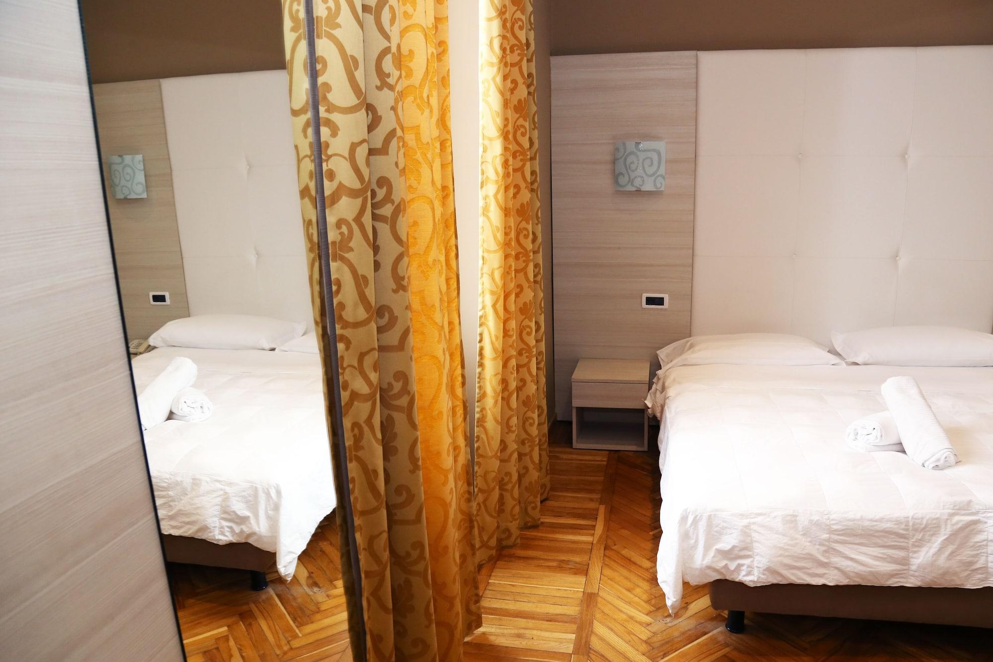 Hotel Globo Suite-Correnti Hotels San Remo Buitenkant foto