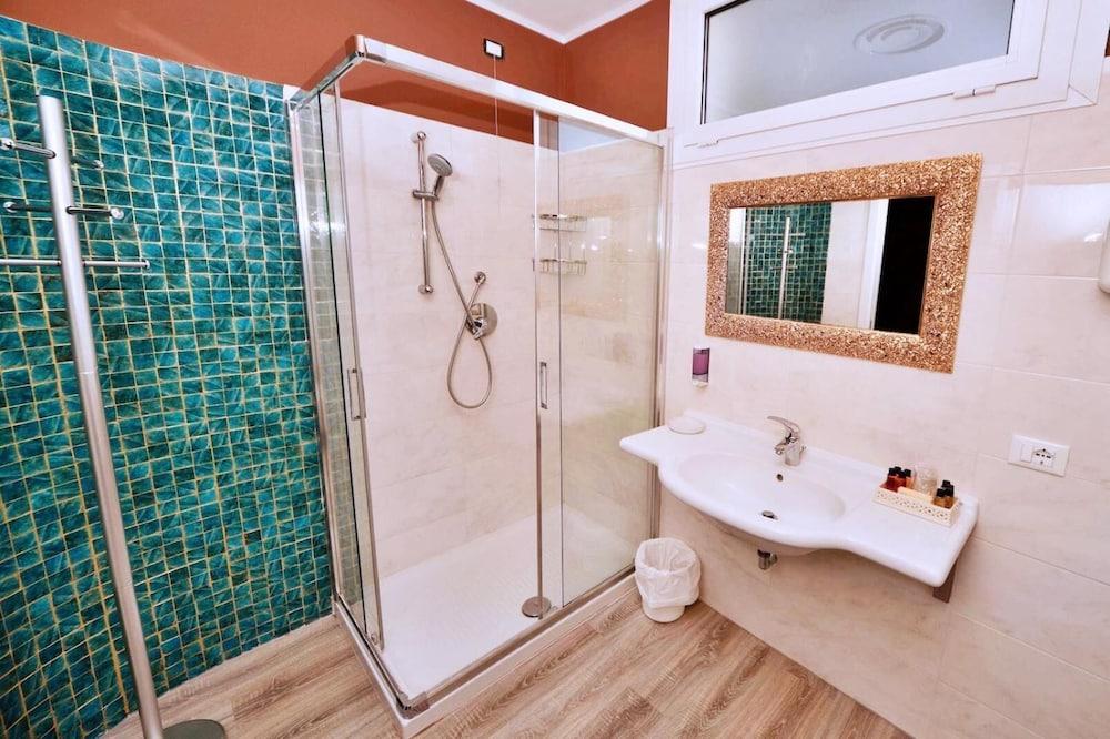 Hotel Globo Suite-Correnti Hotels San Remo Buitenkant foto